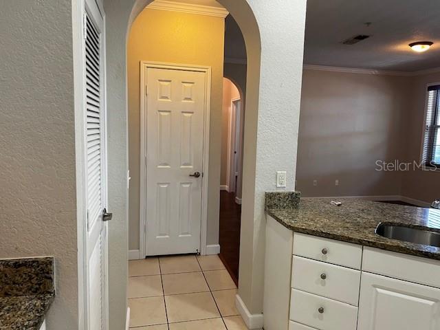 Image 41 of 94 For 860 Orange Avenue 167