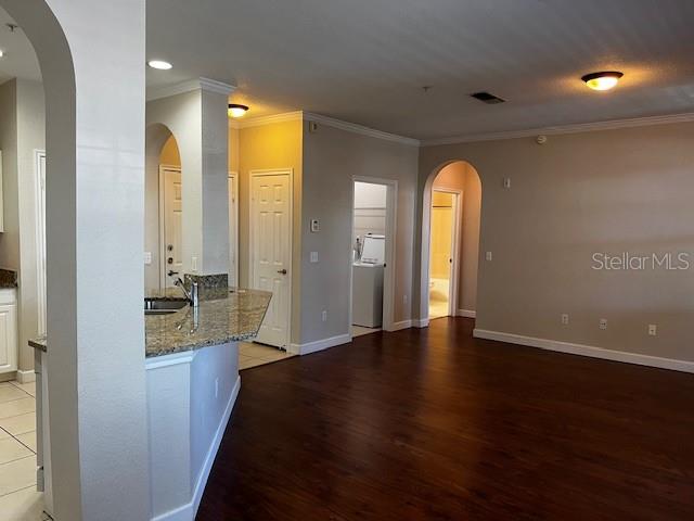 Image 45 of 94 For 860 Orange Avenue 167