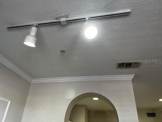Image 48 of 94 For 860 Orange Avenue 167