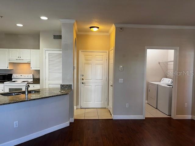 Image 49 of 94 For 860 Orange Avenue 167