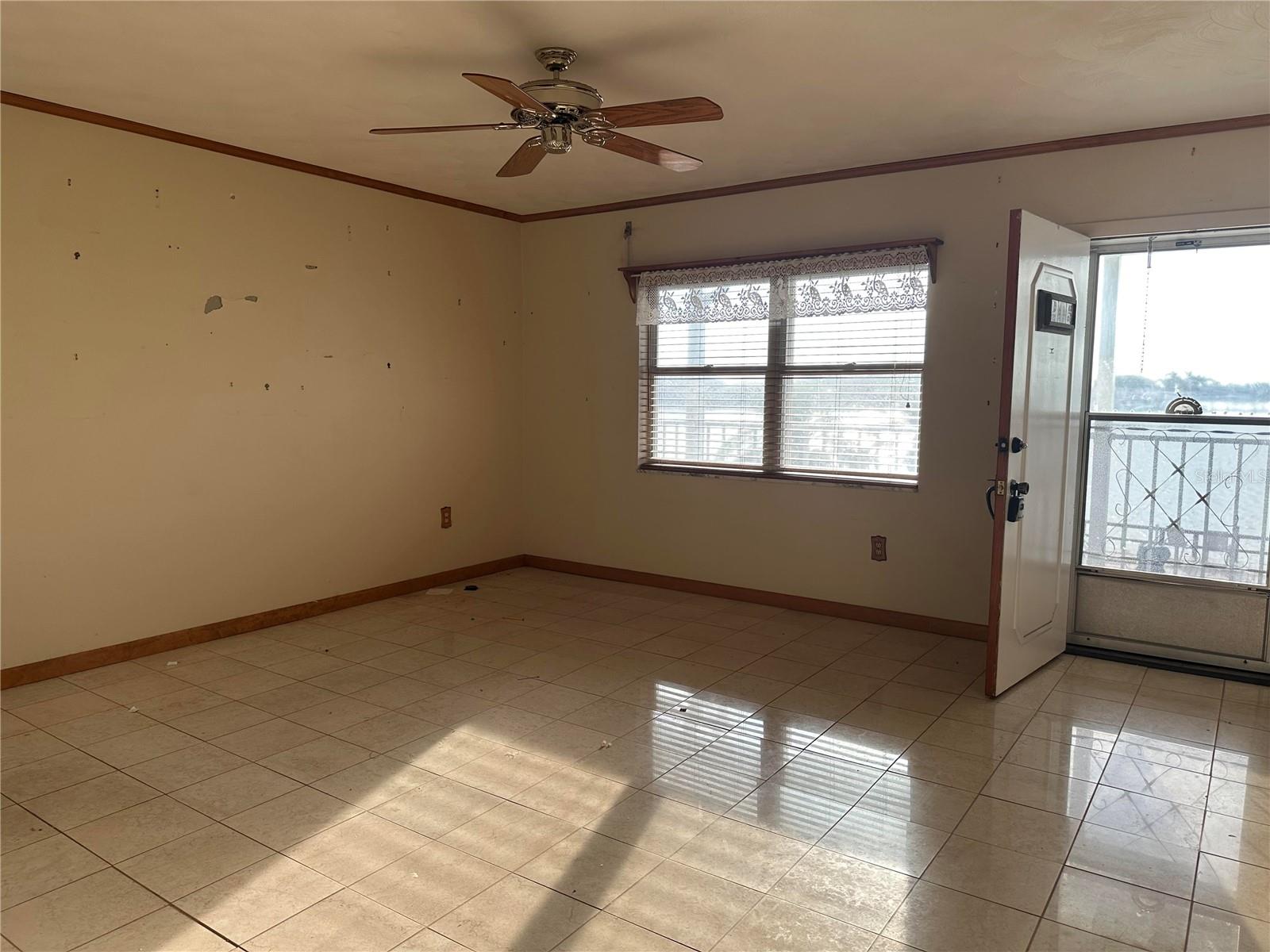Image 5 of 10 For 129 104th Avenue 205