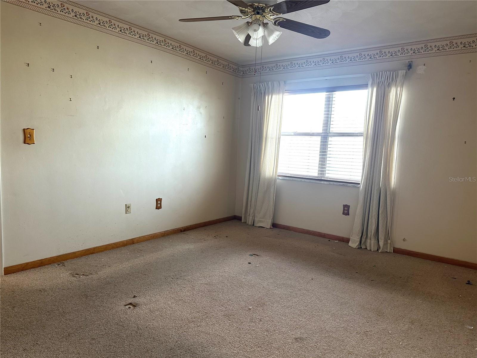 Image 7 of 10 For 129 104th Avenue 205
