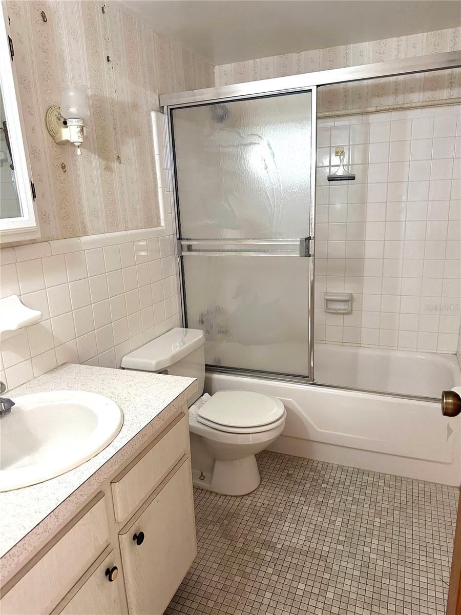 Image 8 of 10 For 129 104th Avenue 205
