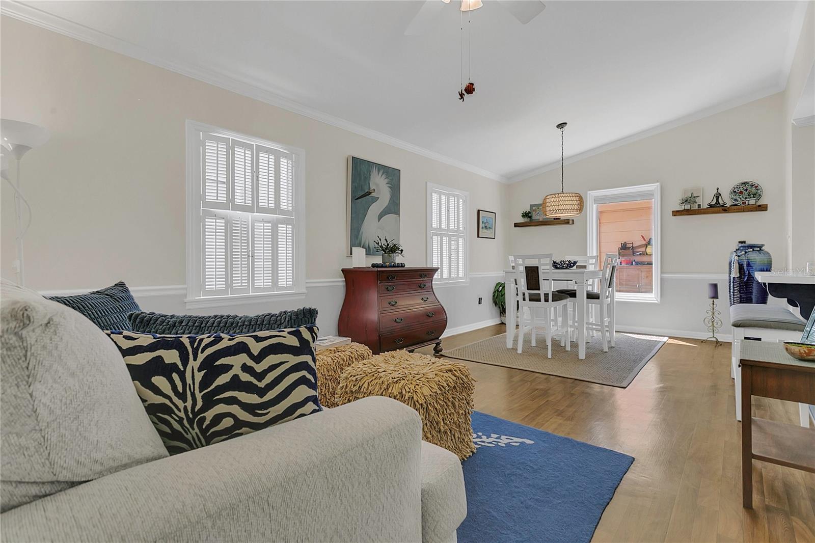 Image 10 of 33 For 936 Baker Street