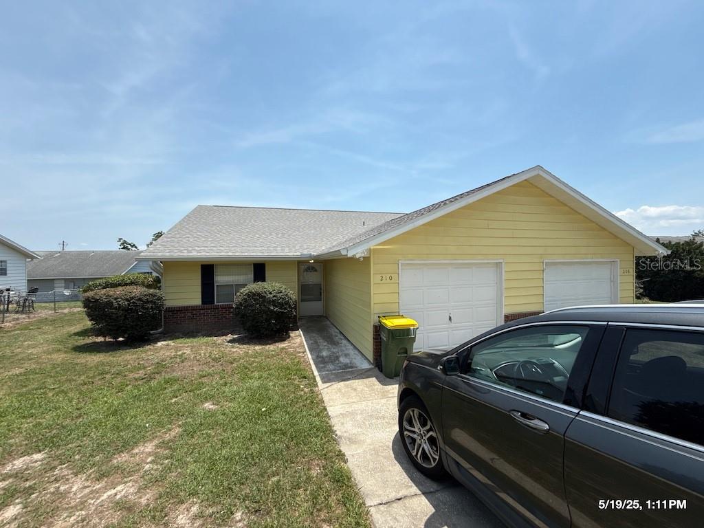 Listing Details for 210 Fernwood Street 210, LEESBURG, FL 34748