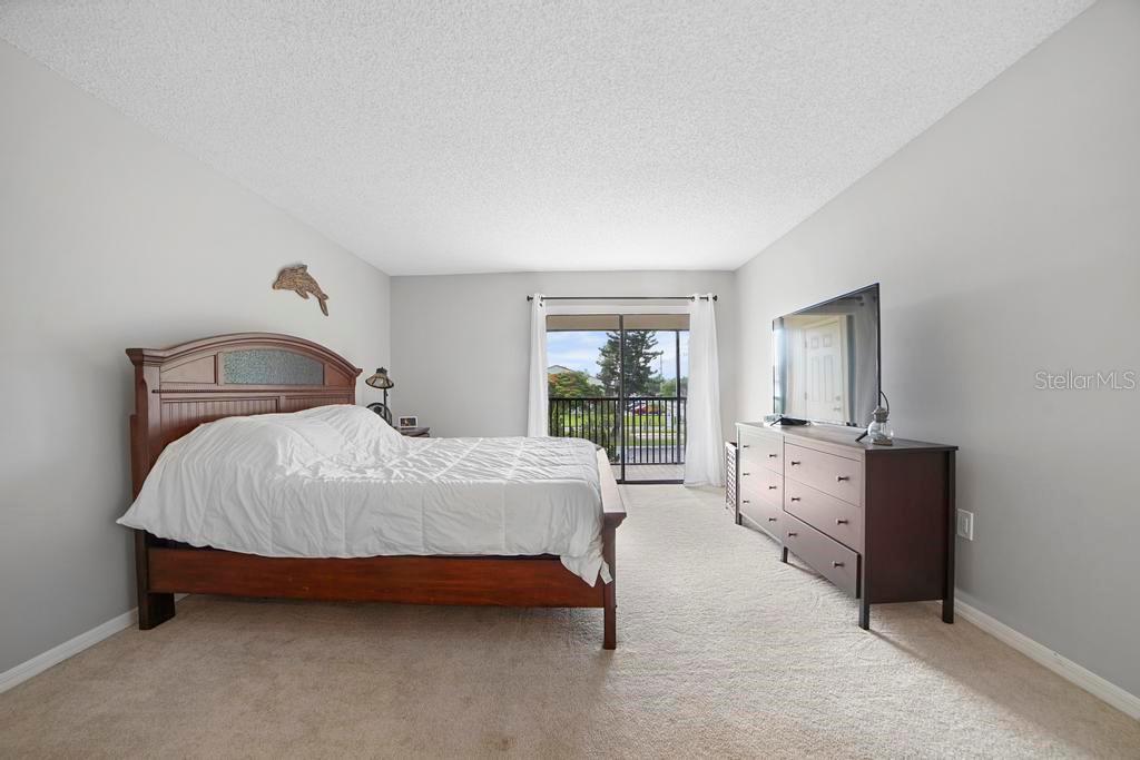 Image 20 of 38 For 5800 Banana River Boulevard 128