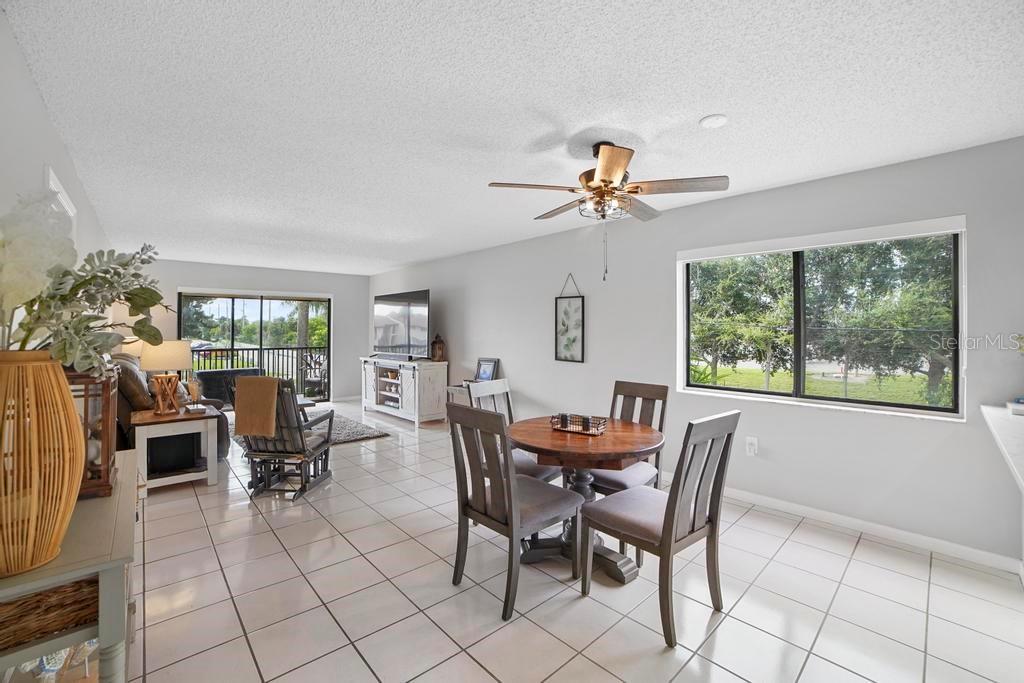 Image 7 of 38 For 5800 Banana River Boulevard 128