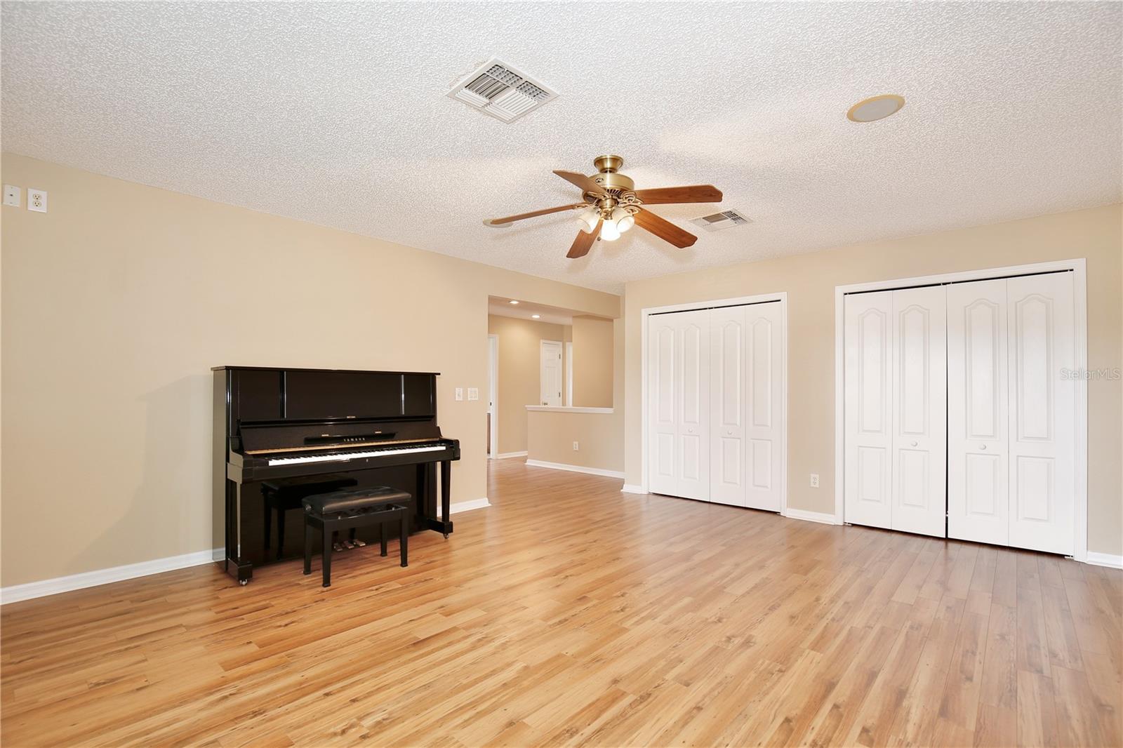 Image 19 of 24 For 9521 Southern Garden Circle