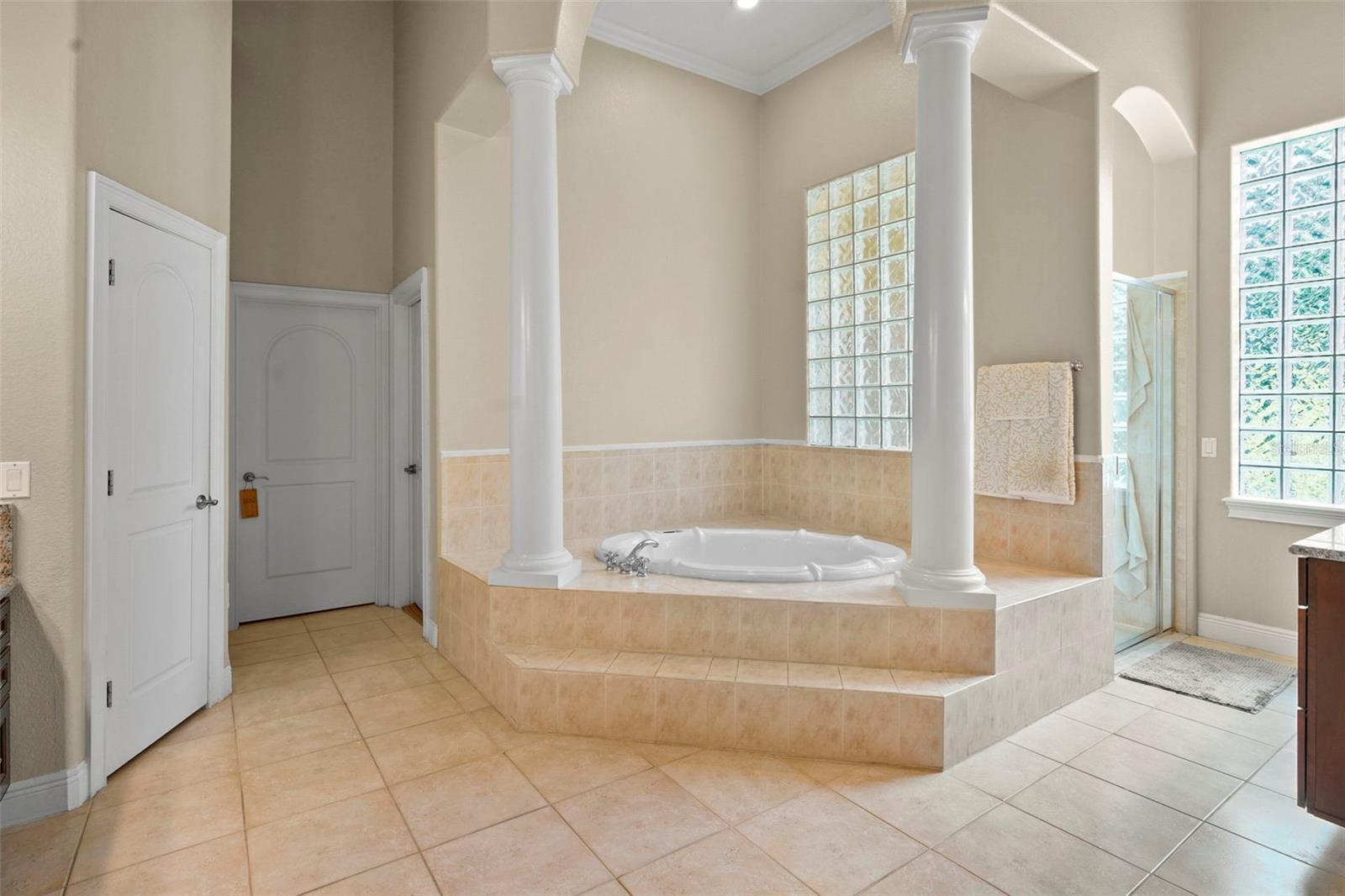 Image 33 of 100 For 10352 Burris Court