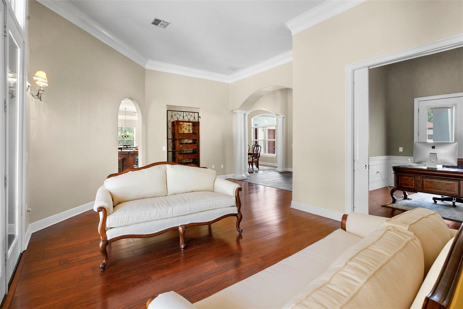 Image 38 of 100 For 10352 Burris Court