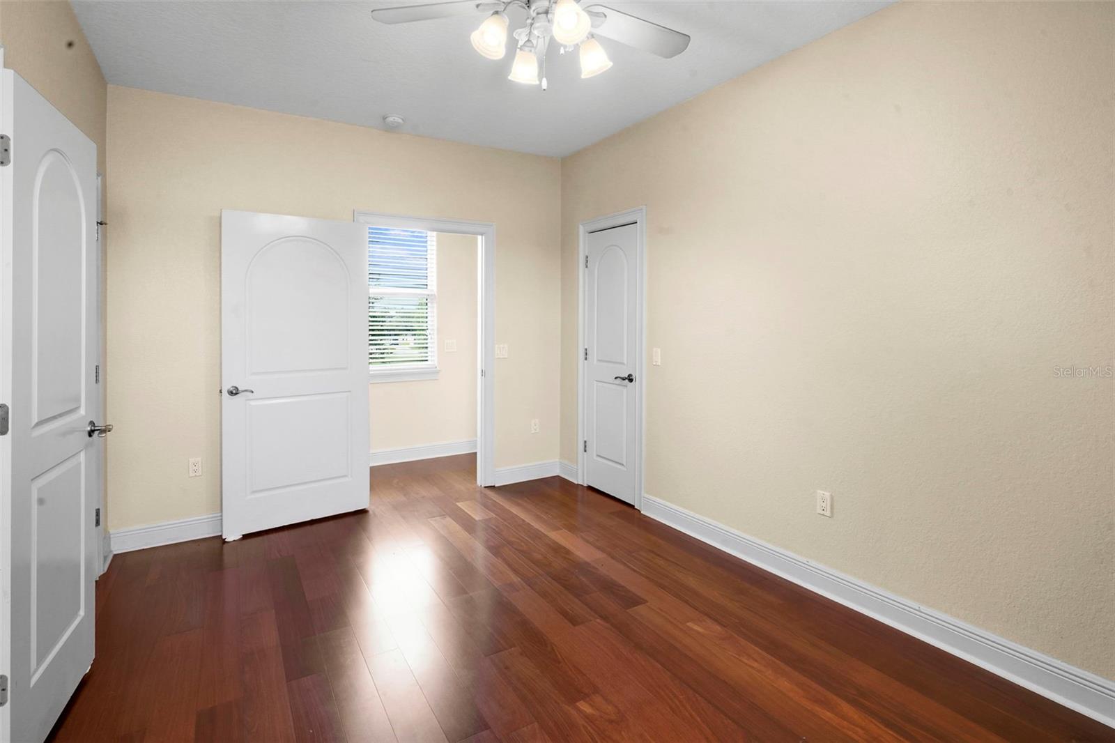 Image 89 of 100 For 10352 Burris Court