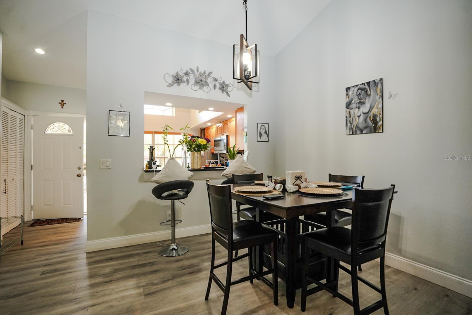 Image 6 of 19 For 14768 Laguna Beach Circle