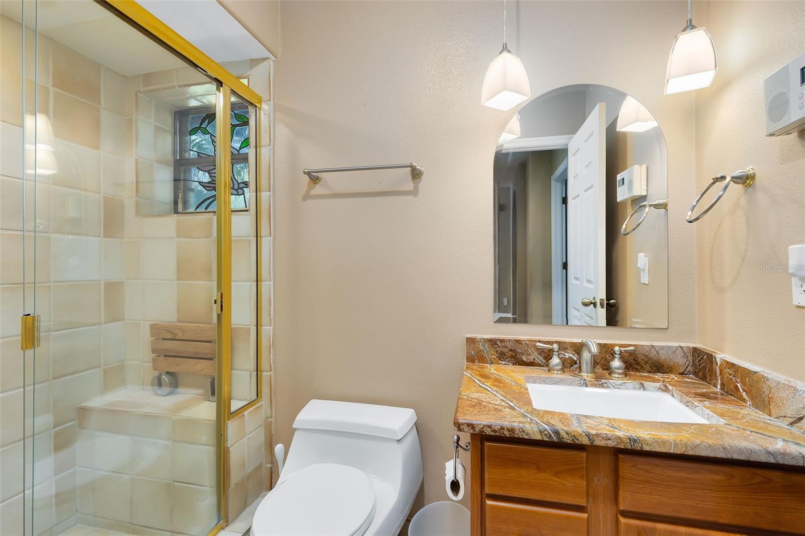 Image 15 of 29 For 2945 Lake Pineloch Boulevard 18-26