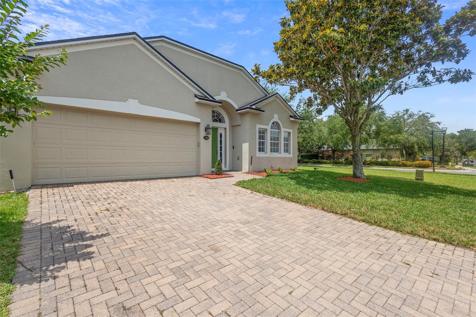 Image 3 of 60 For 714 Home Grove Drive