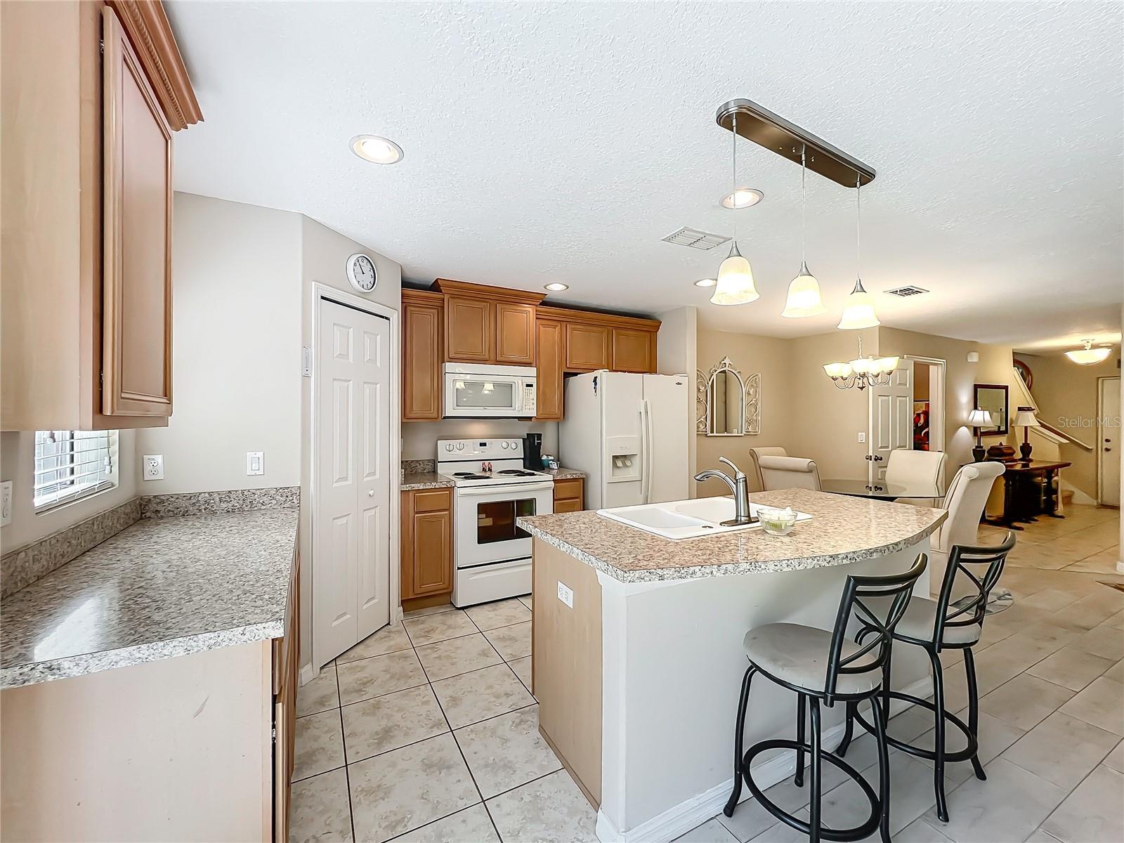 Image 14 of 63 For 5420 Windsor Lake Circle