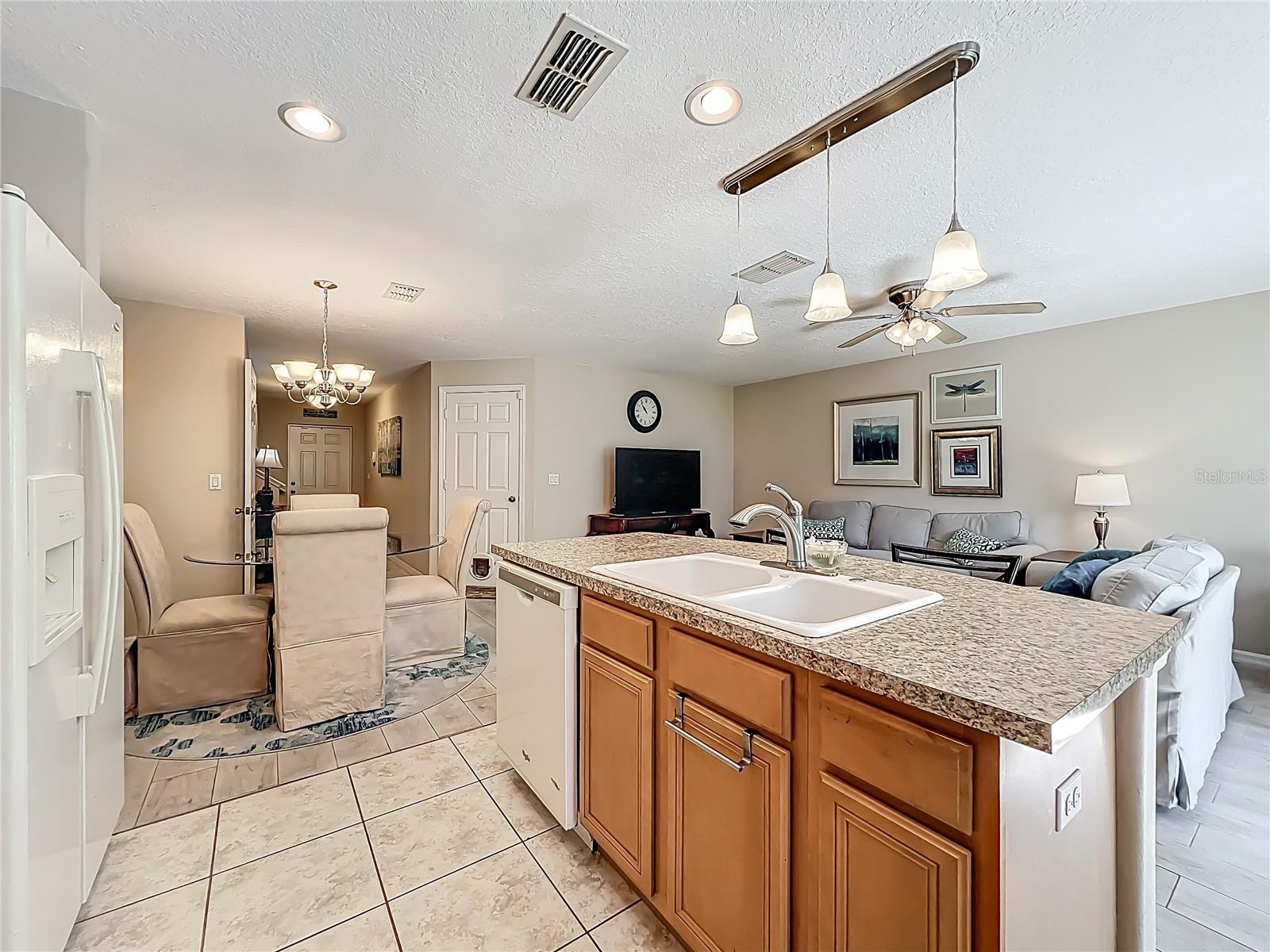 Image 16 of 63 For 5420 Windsor Lake Circle