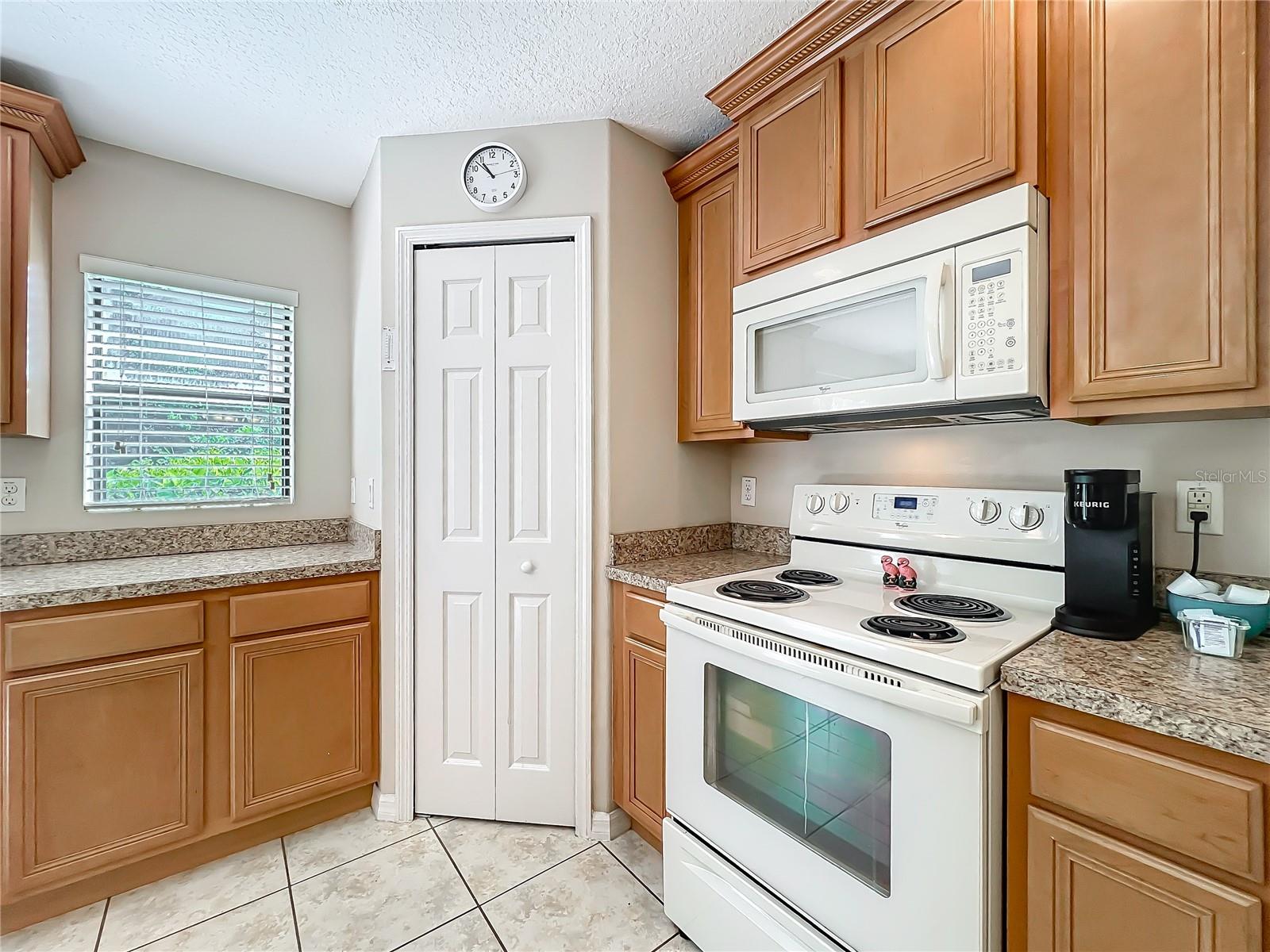 Image 17 of 63 For 5420 Windsor Lake Circle