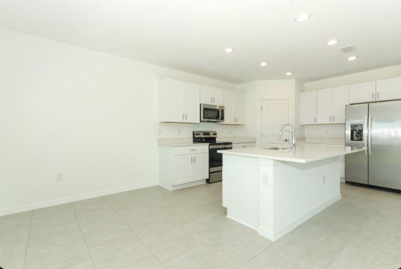 Image 12 of 16 For 4724 Cloister Street