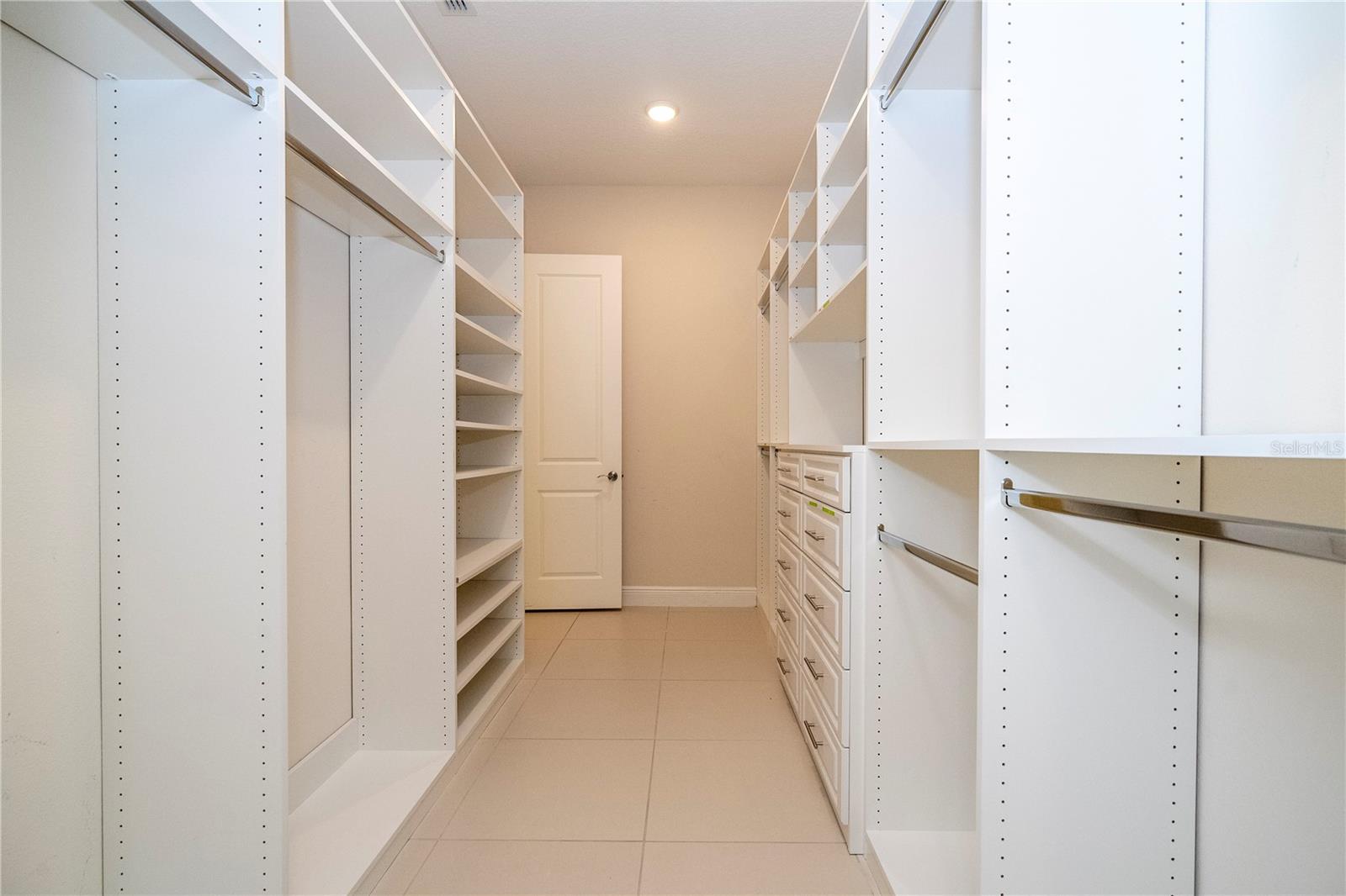 Image 34 of 99 For 8419 Pippen Drive