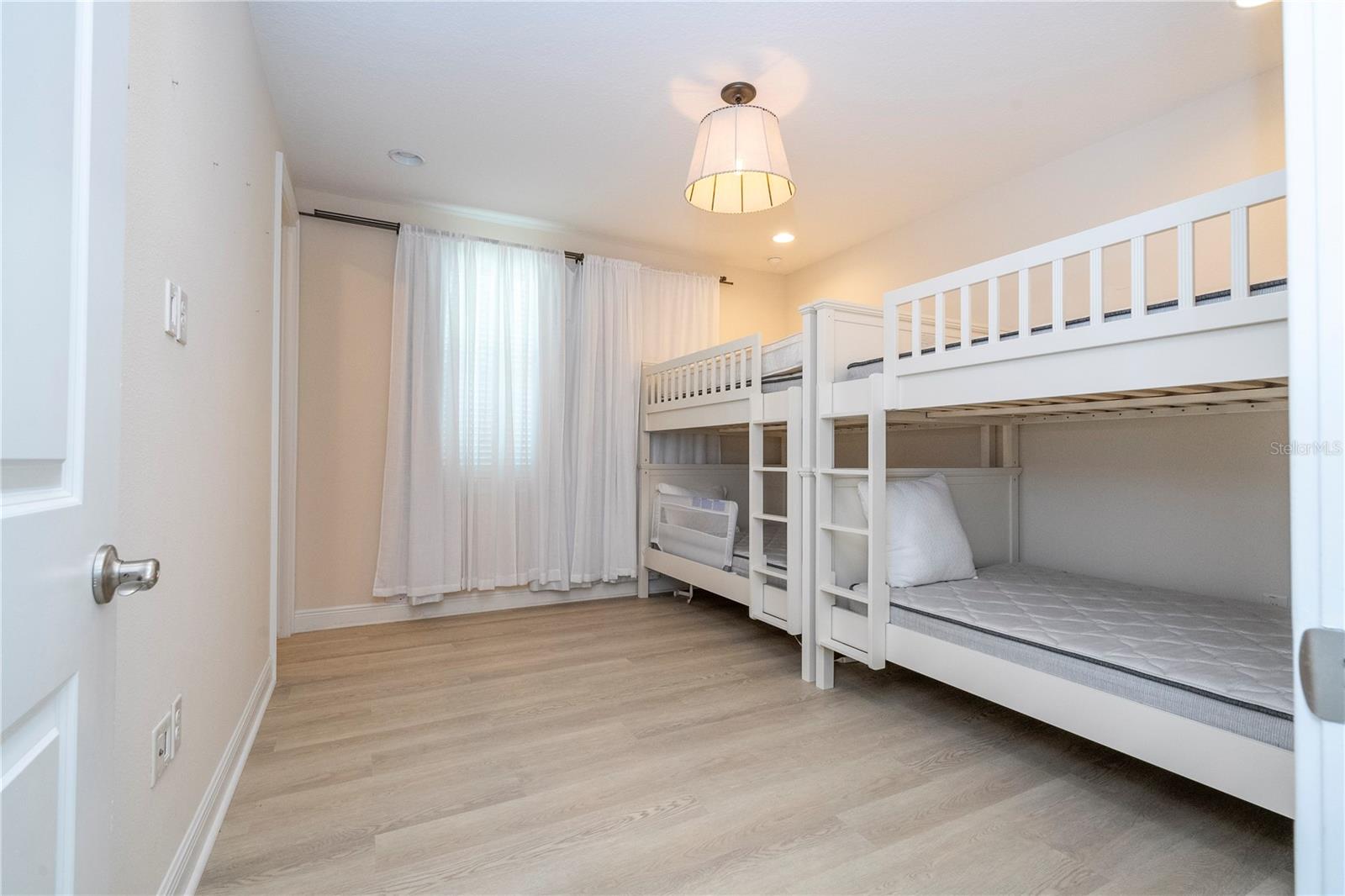 Image 74 of 99 For 8419 Pippen Drive