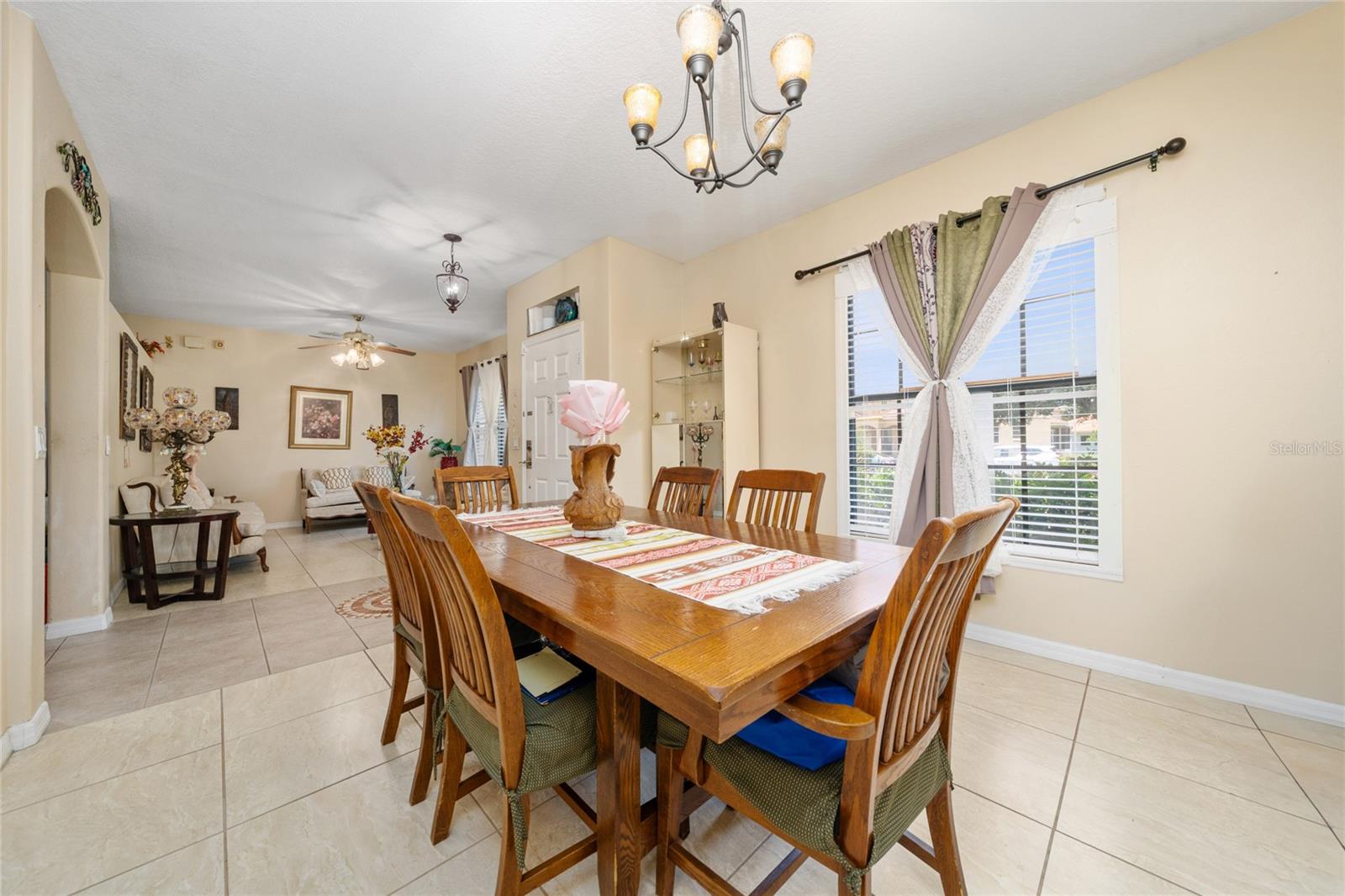 Image 15 of 43 For 3012 Villa Preciosa Drive