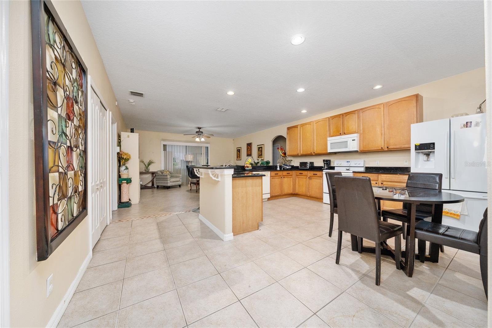 Image 16 of 43 For 3012 Villa Preciosa Drive