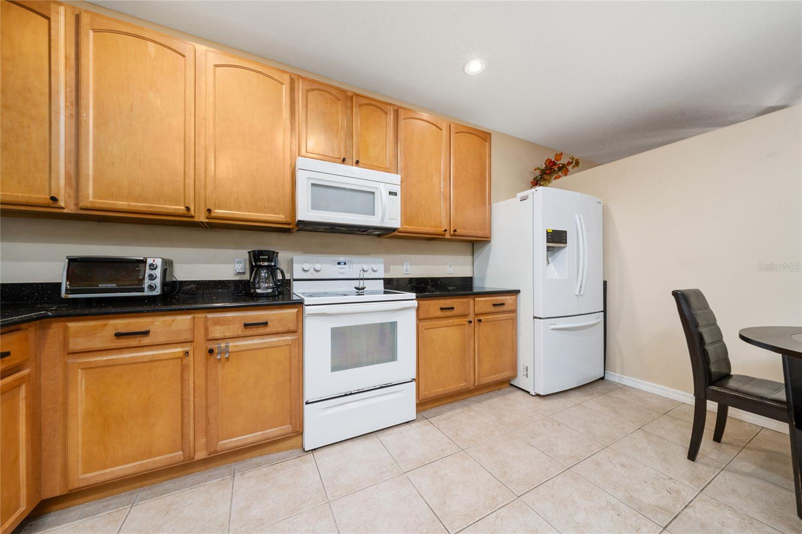Image 18 of 43 For 3012 Villa Preciosa Drive