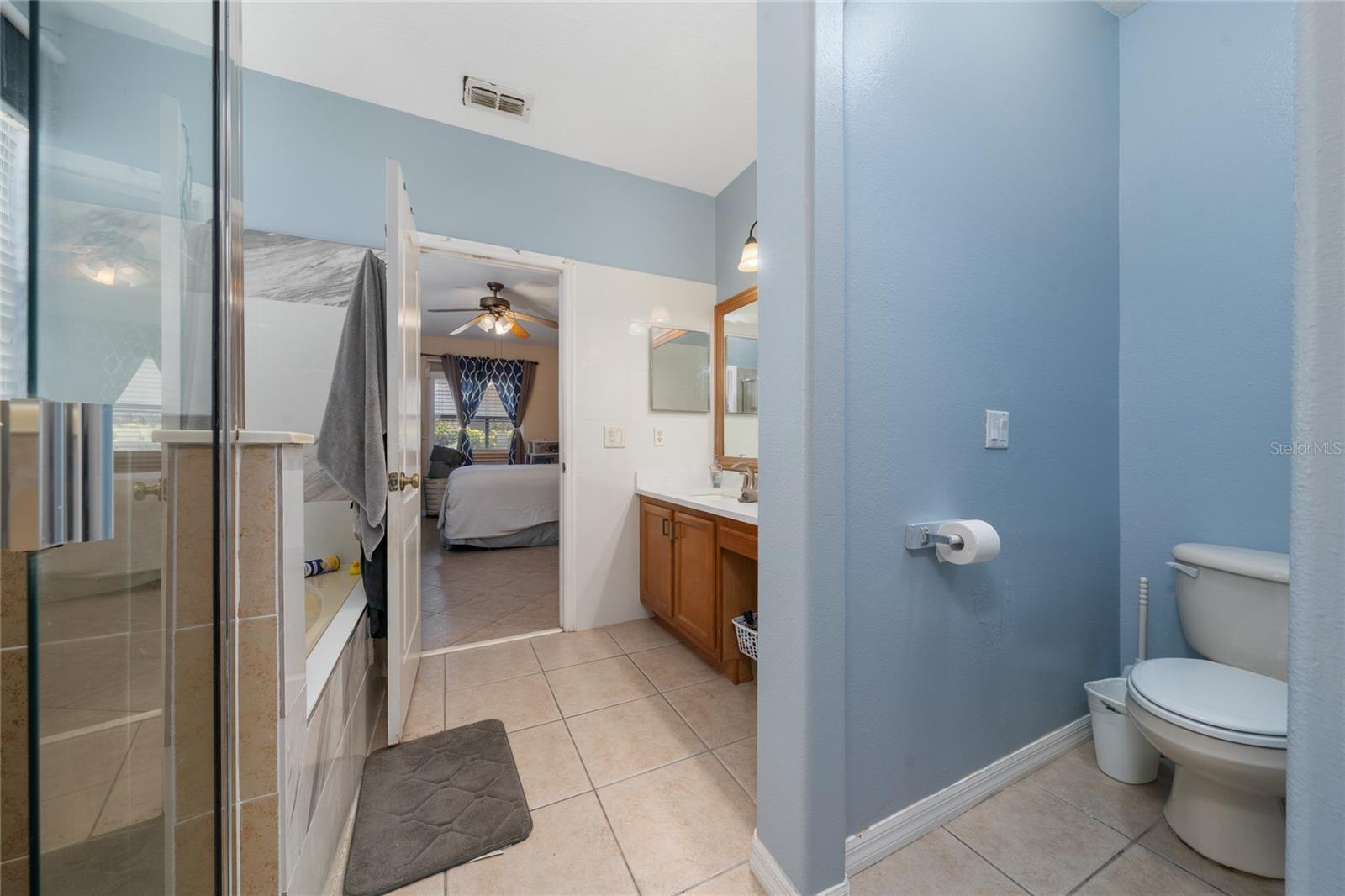 Image 33 of 43 For 3012 Villa Preciosa Drive