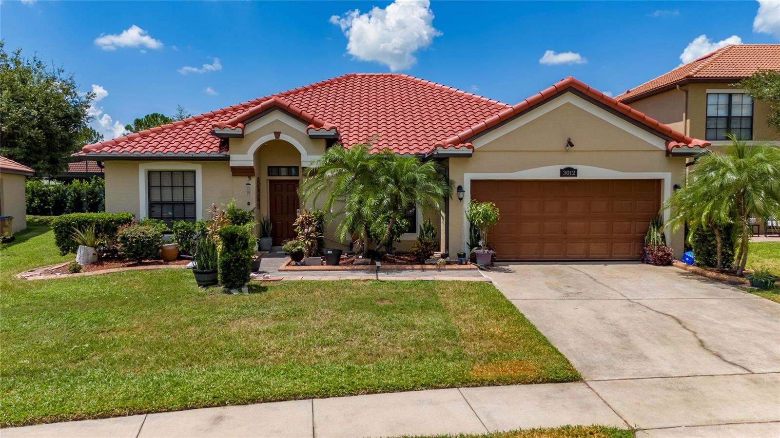 Image 6 of 43 For 3012 Villa Preciosa Drive