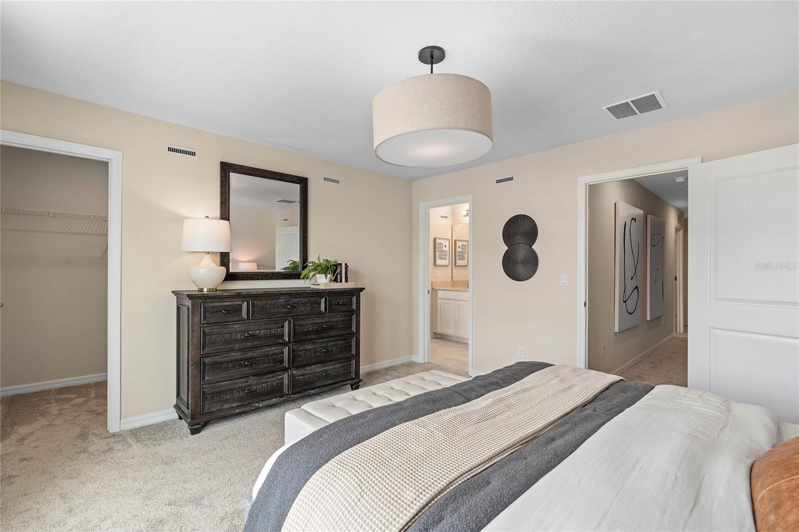 Image 15 of 27 For 405 Meadowland Point