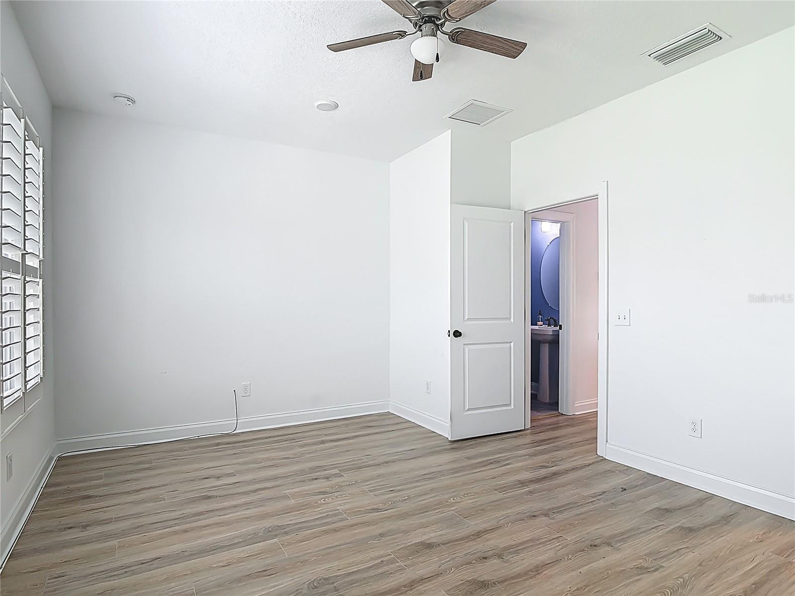Image 27 of 44 For 4630 Socrates Way