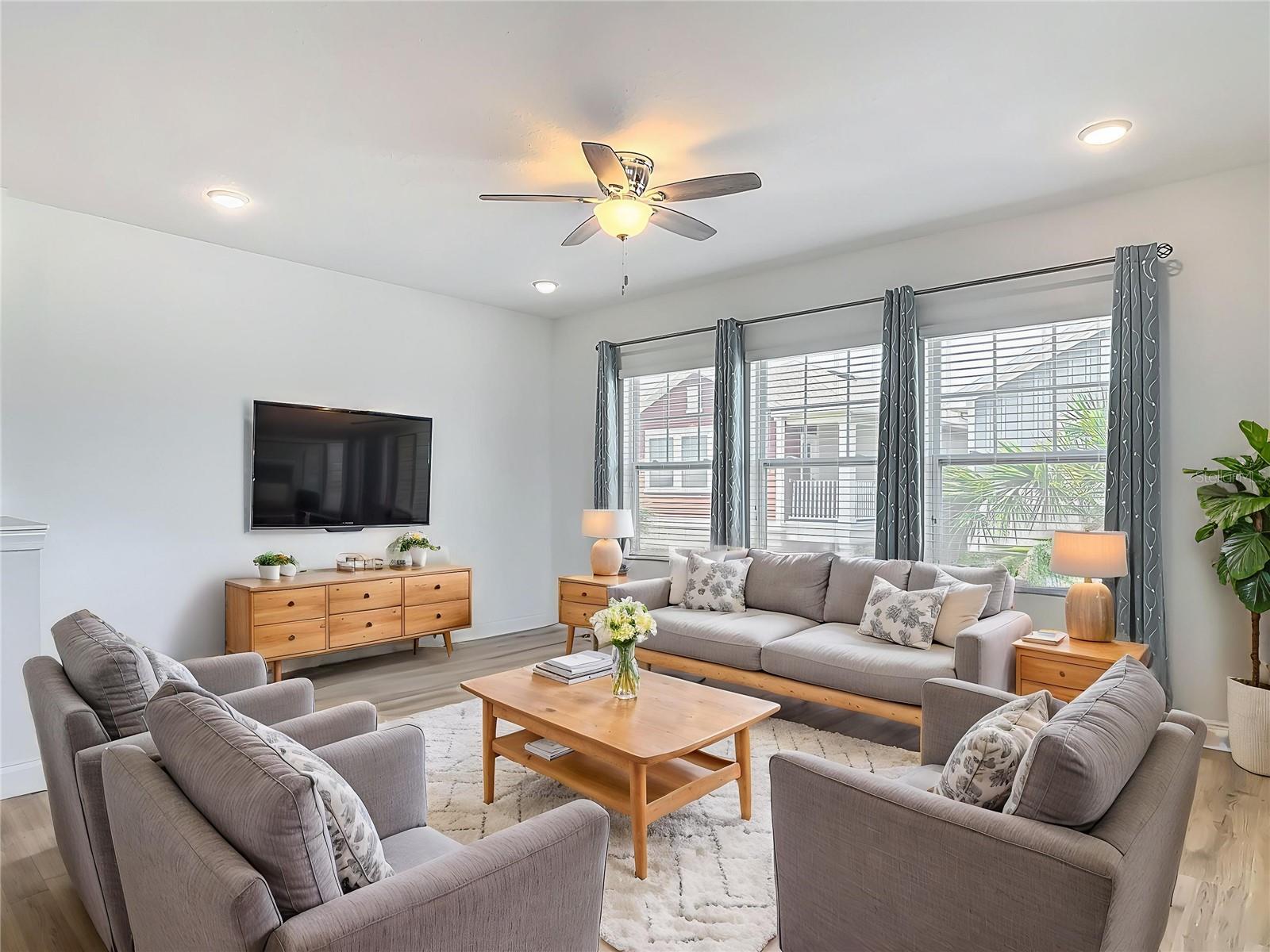Image 3 of 44 For 4630 Socrates Way