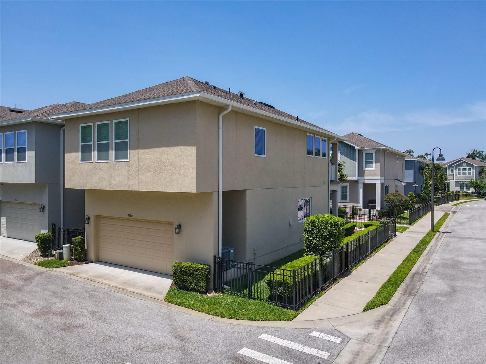 Image 34 of 44 For 4630 Socrates Way
