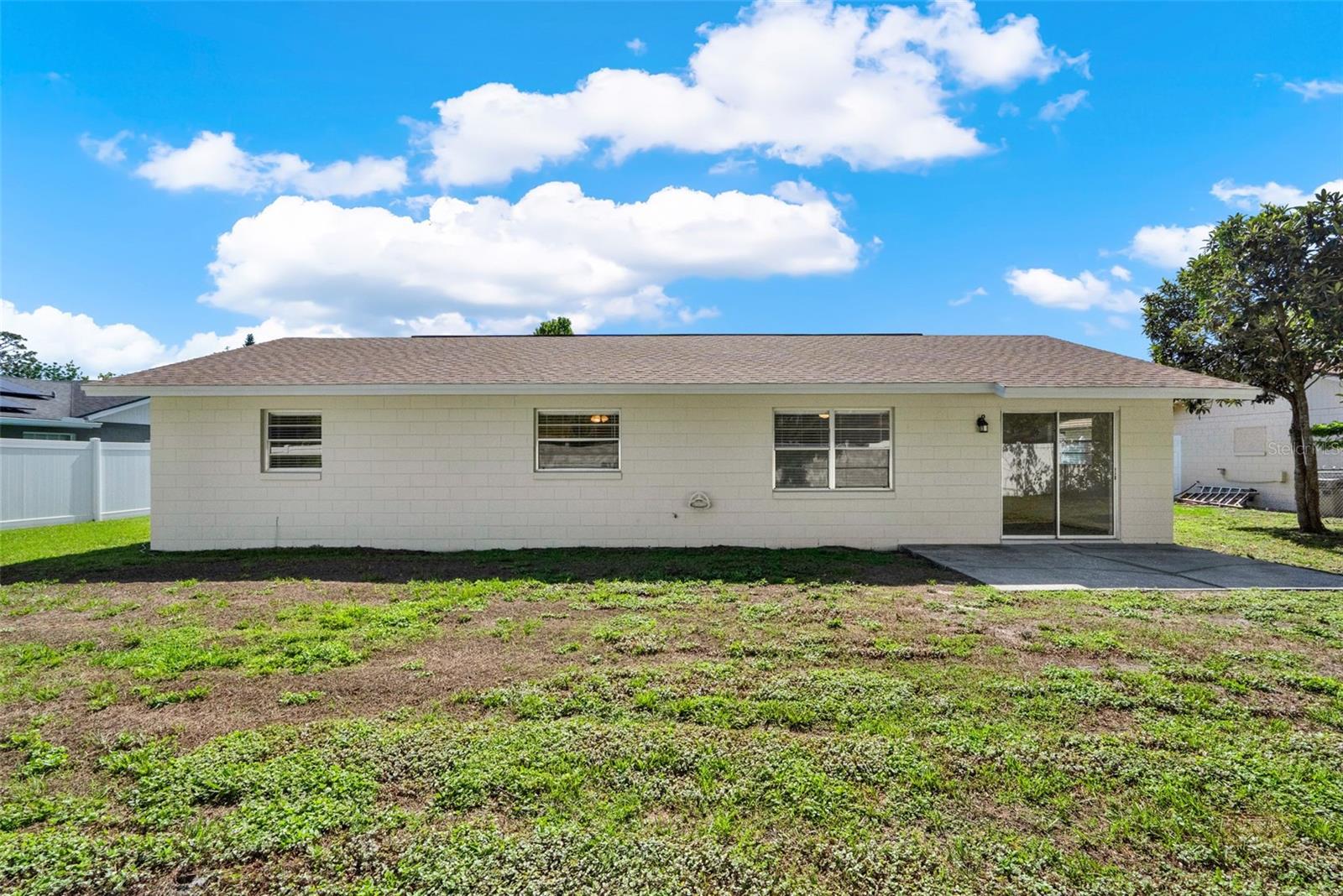 Image 34 of 42 For 5210 Poinsetta Avenue