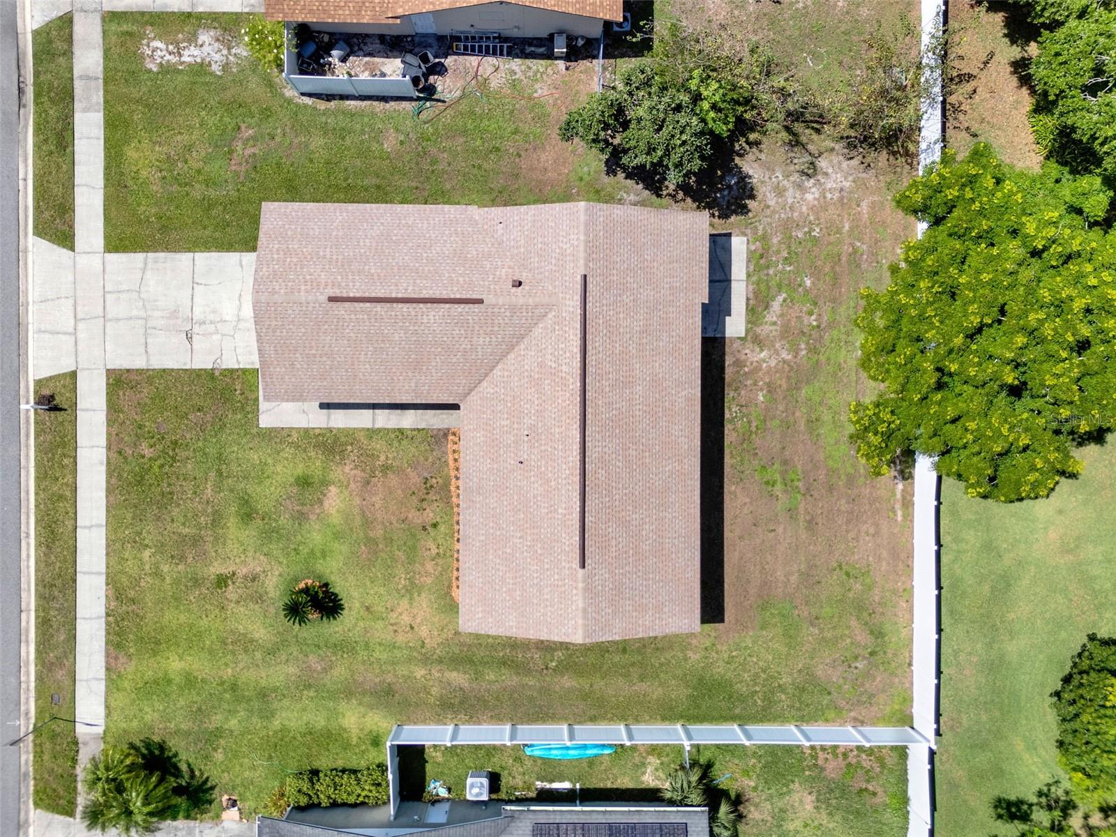 Image 36 of 42 For 5210 Poinsetta Avenue