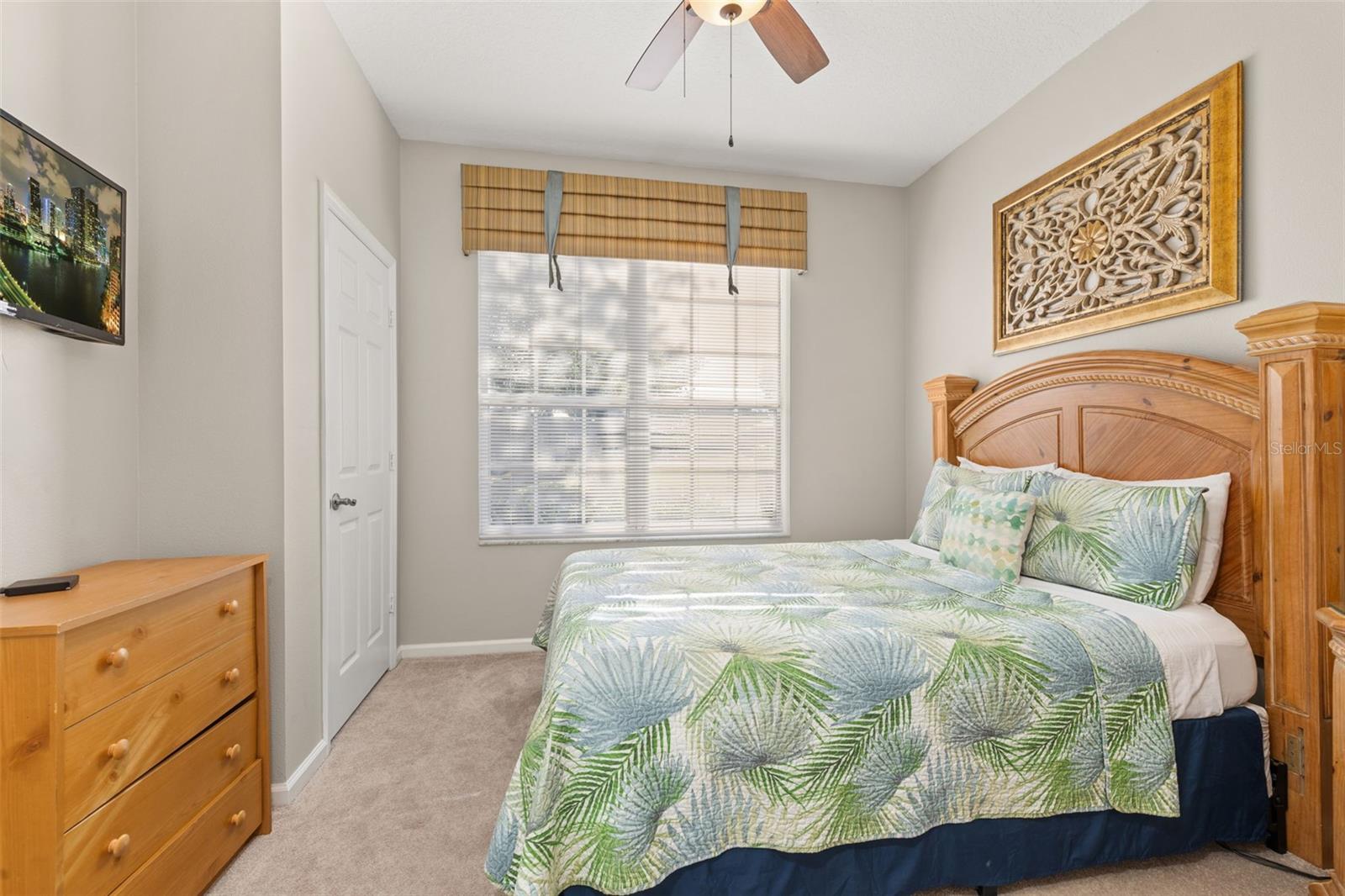 Image 13 of 100 For 2346 Silver Palm Drive