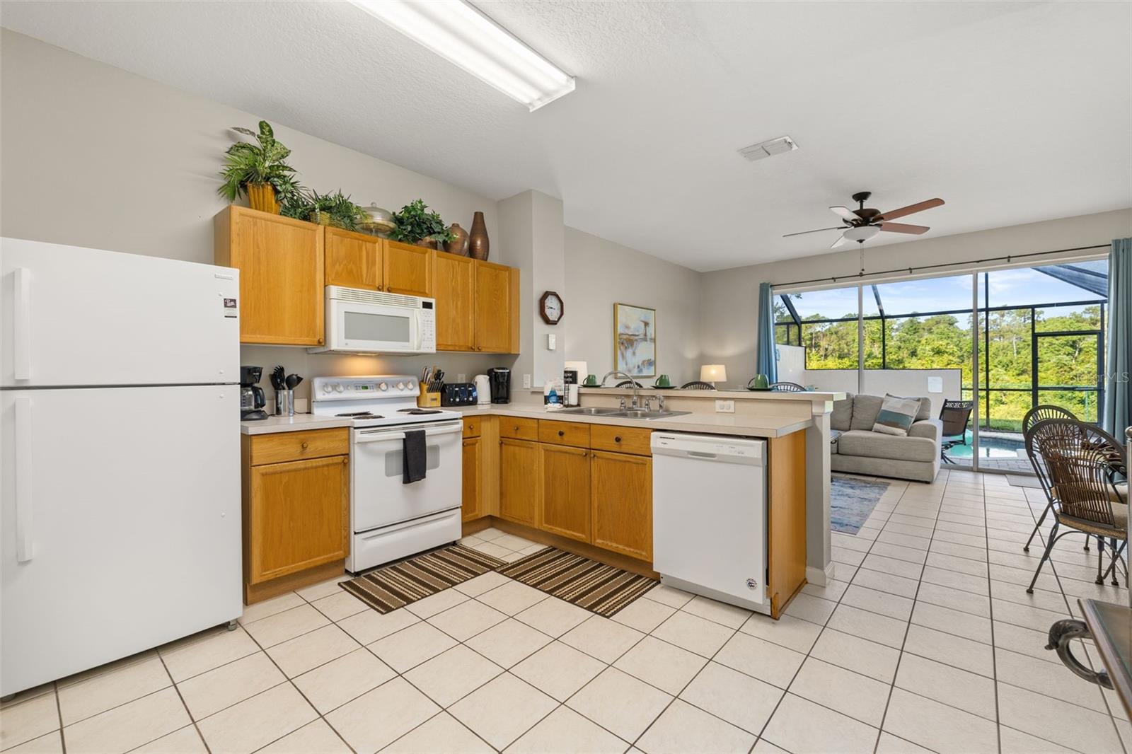 Image 17 of 100 For 2346 Silver Palm Drive