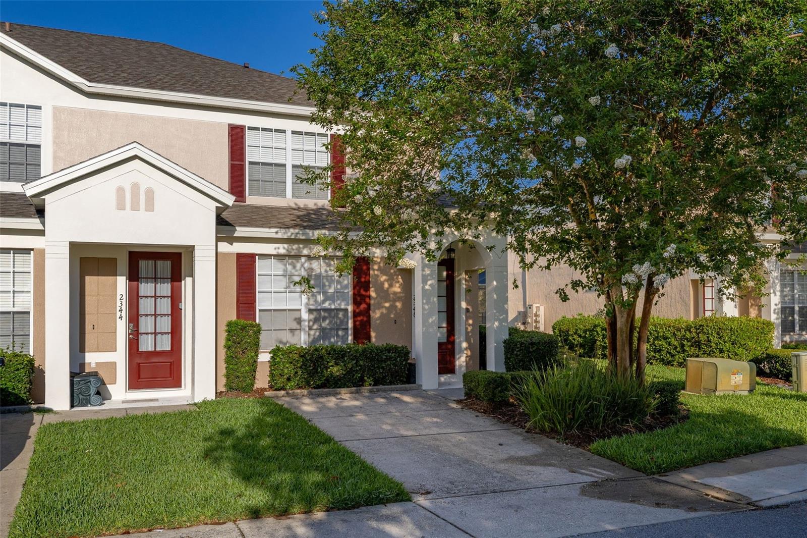 Image 2 of 100 For 2346 Silver Palm Drive