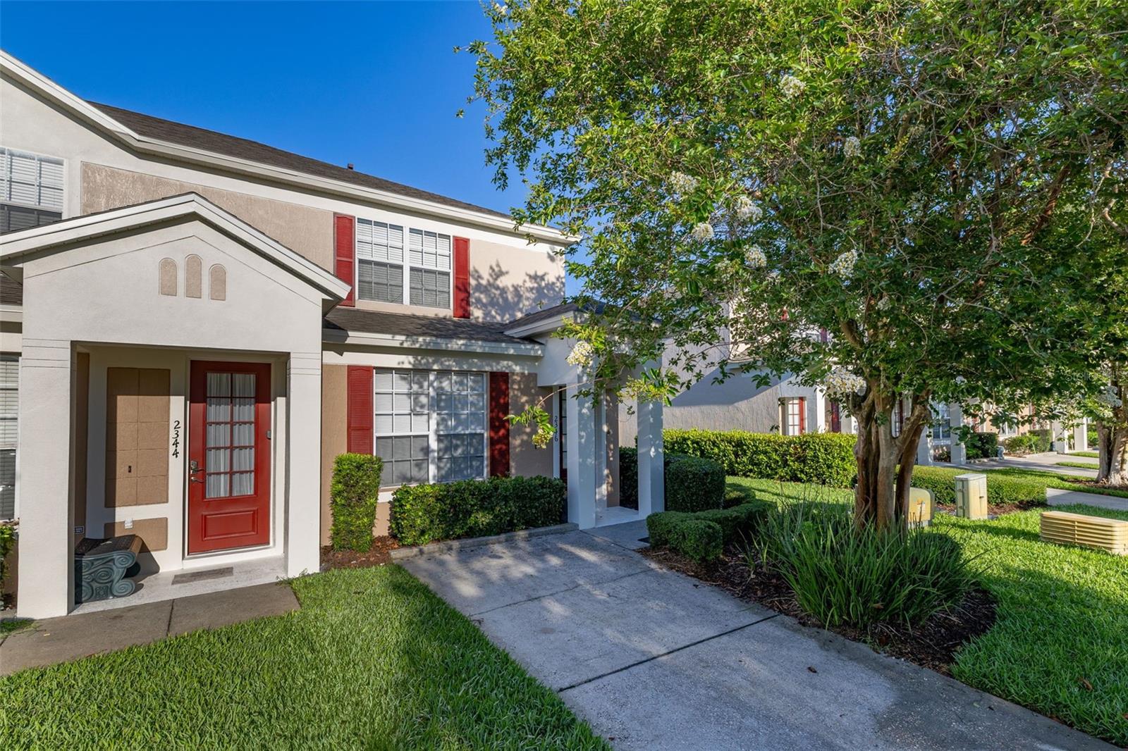 Image 3 of 100 For 2346 Silver Palm Drive