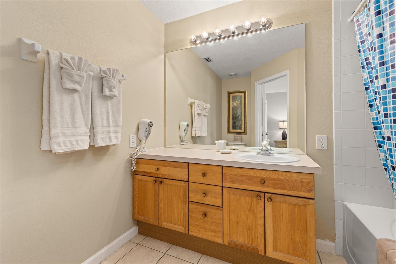 Image 39 of 100 For 2346 Silver Palm Drive