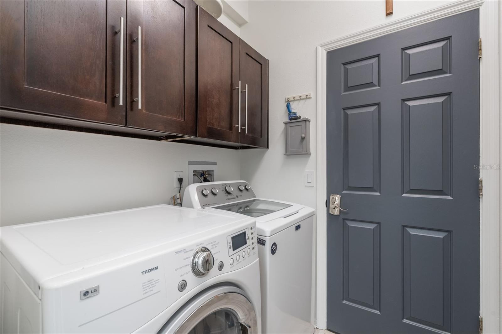 Image 32 of 47 For 920 Cool Springs Circle