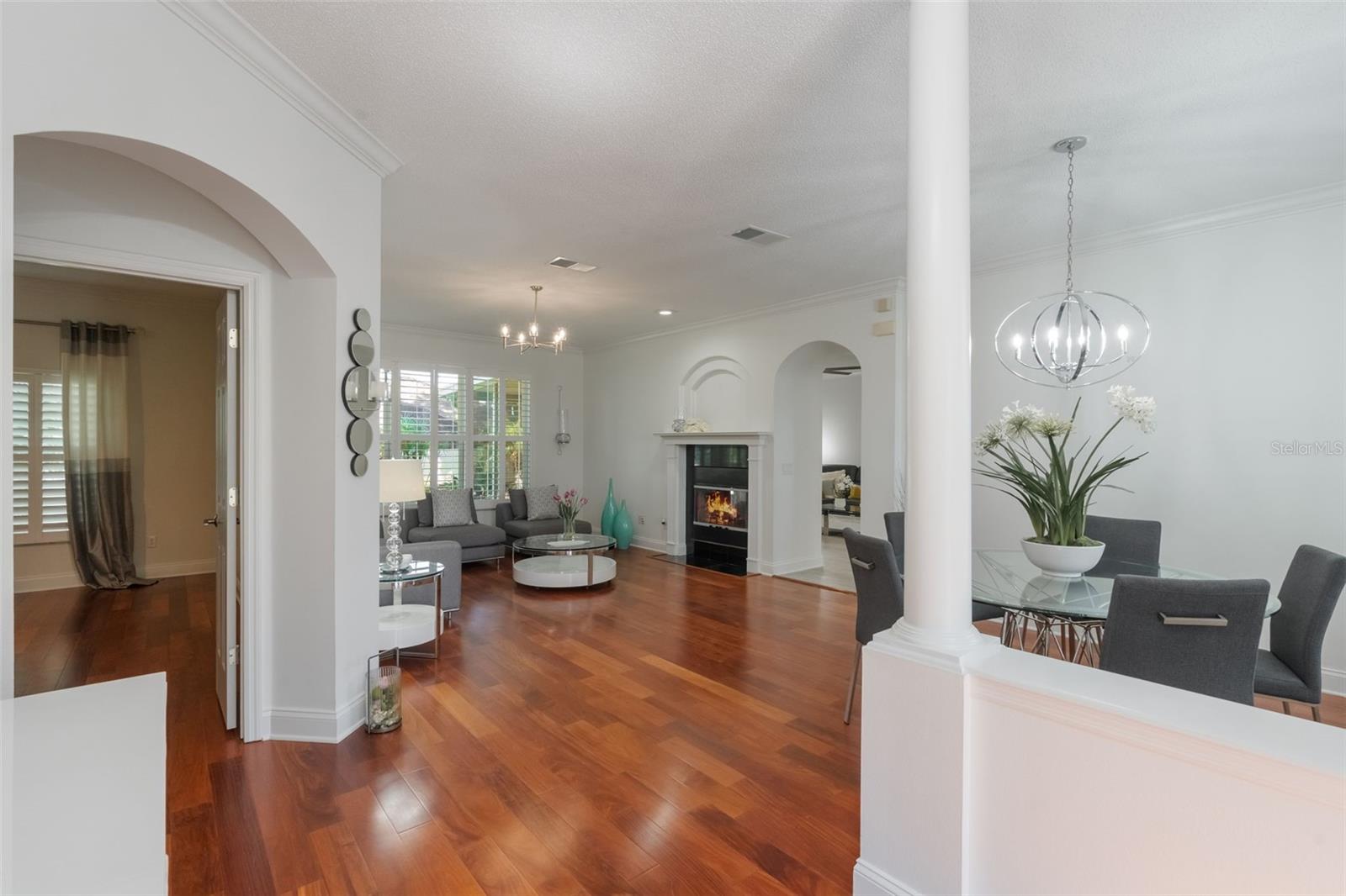 Image 8 of 47 For 920 Cool Springs Circle