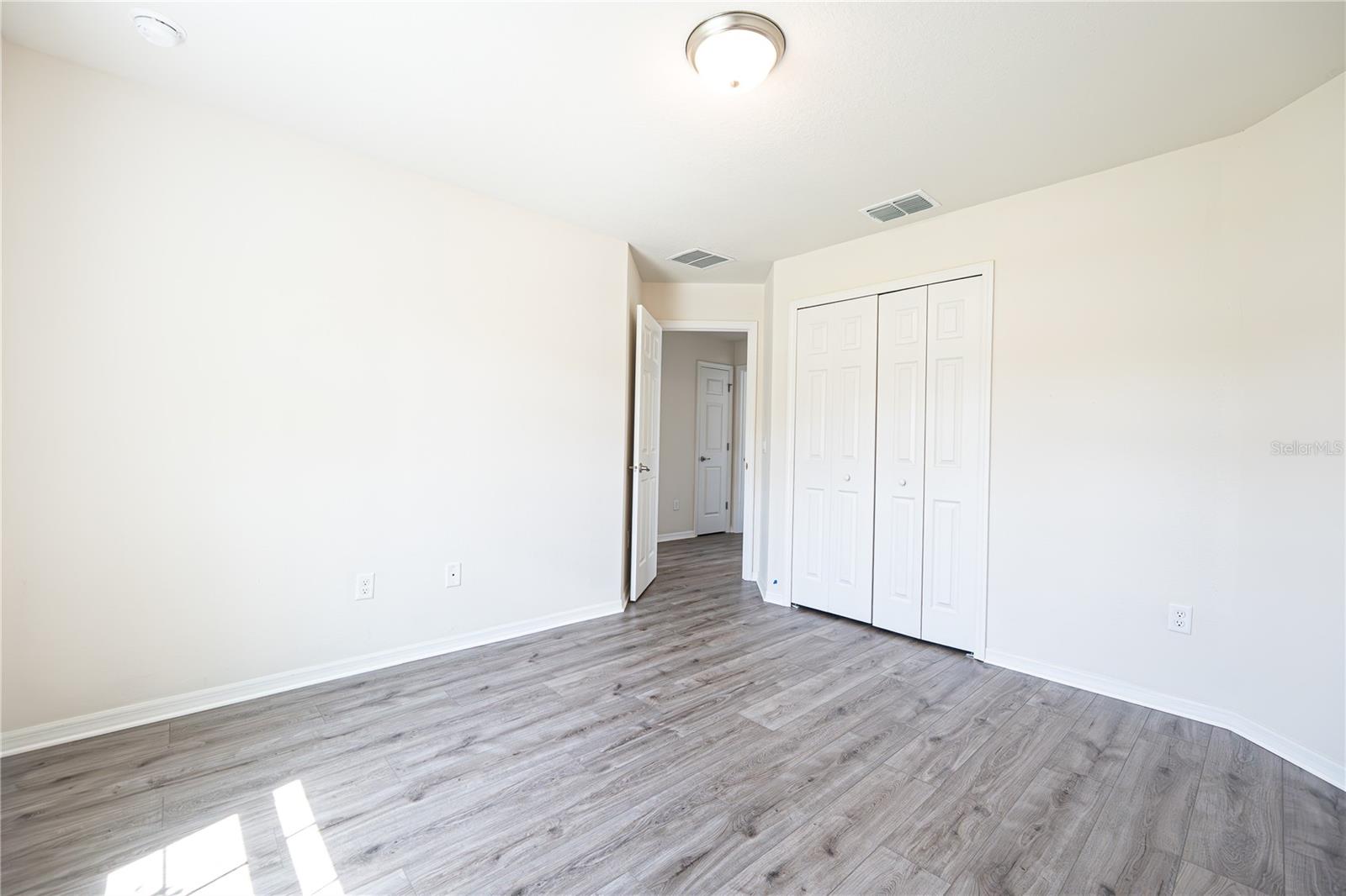Image 19 of 27 For 15476 34th Court Road