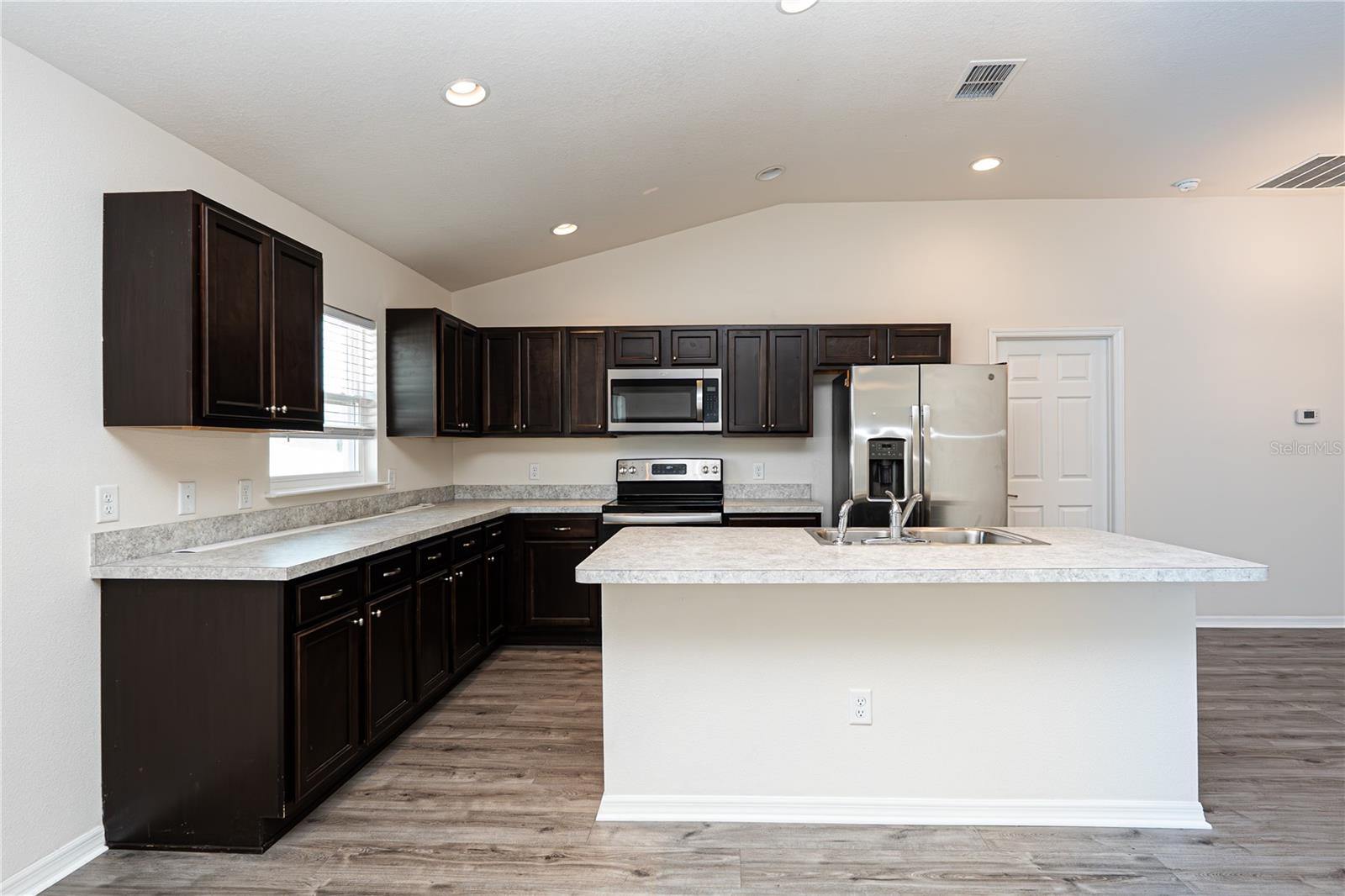 Image 5 of 27 For 15476 34th Court Road