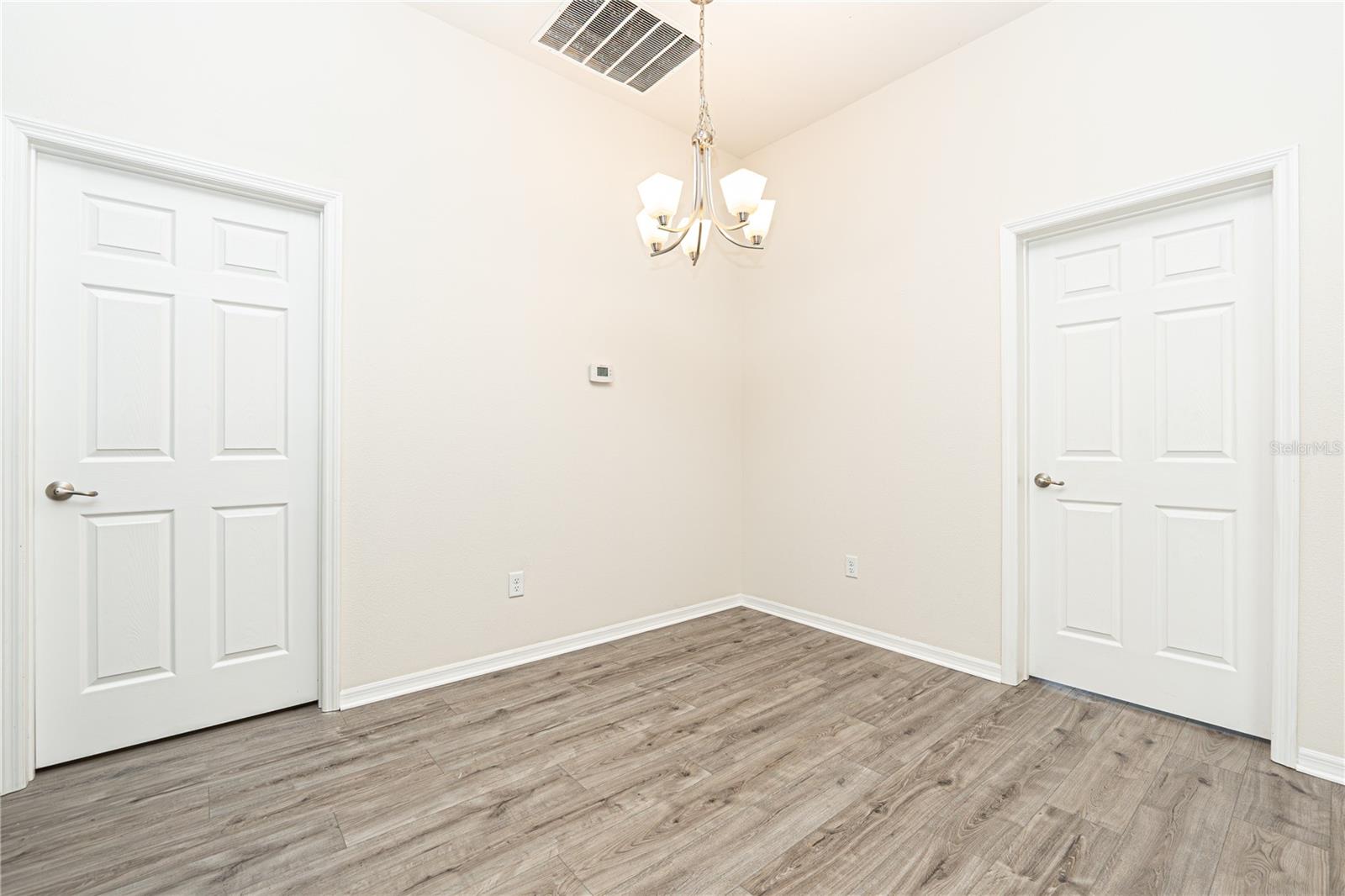 Image 9 of 27 For 15476 34th Court Road