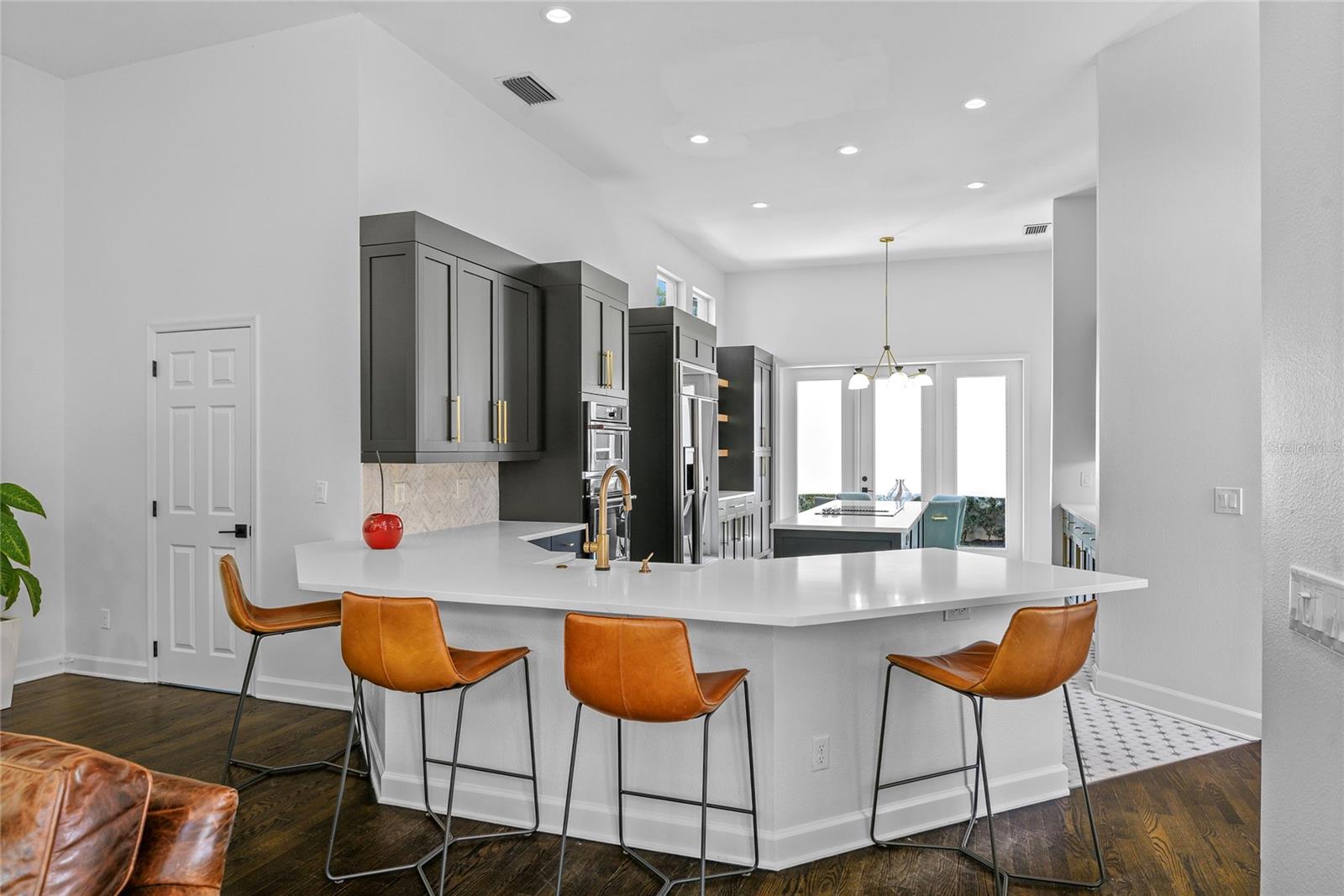 Image 12 of 50 For 960 Brightwater Circle