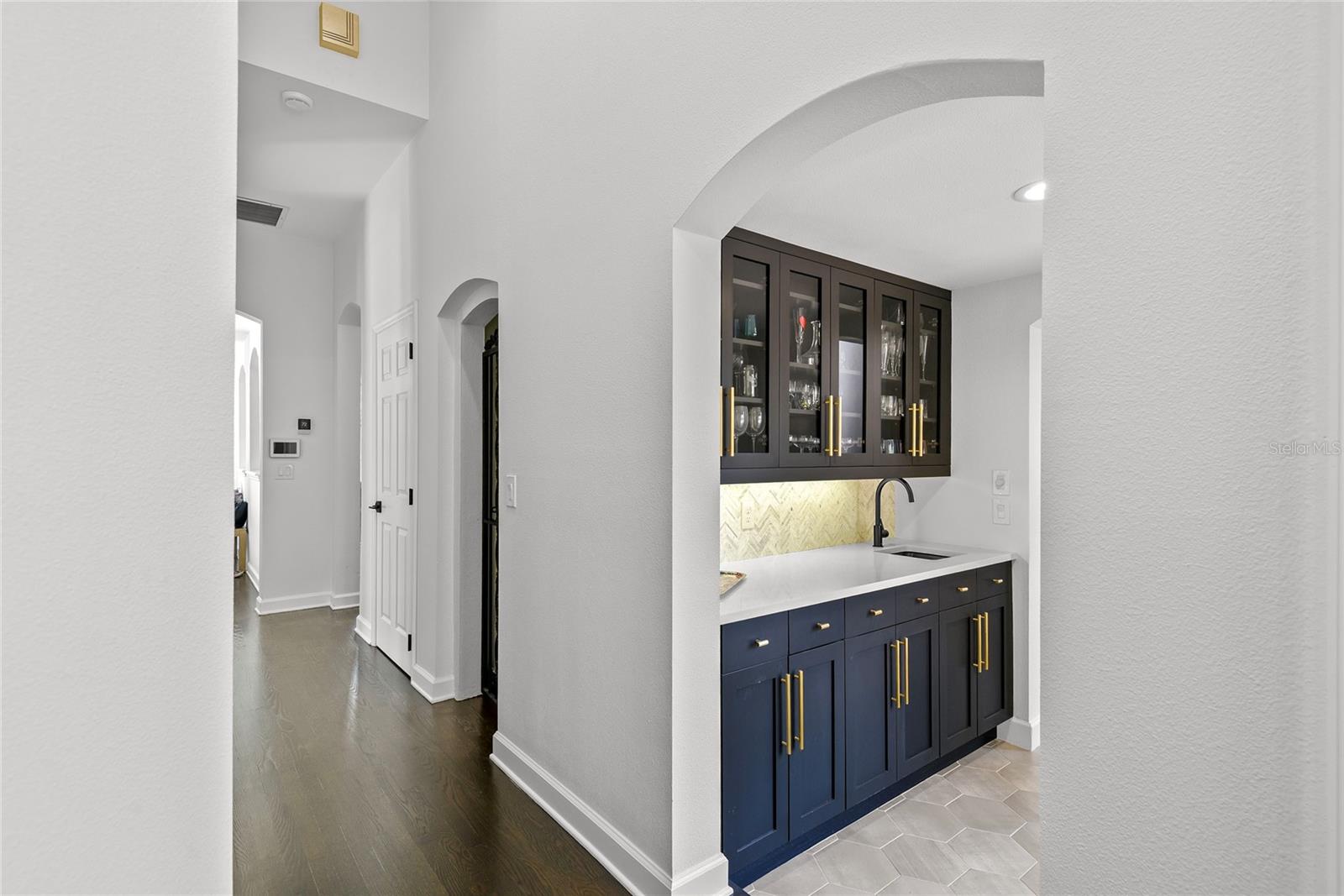 Image 18 of 50 For 960 Brightwater Circle