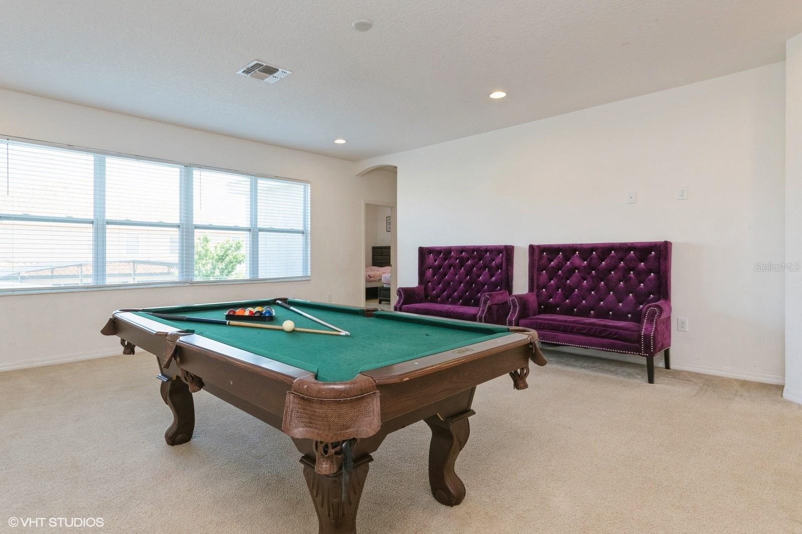Listing photo id 39 for 7017 Oakwood Street