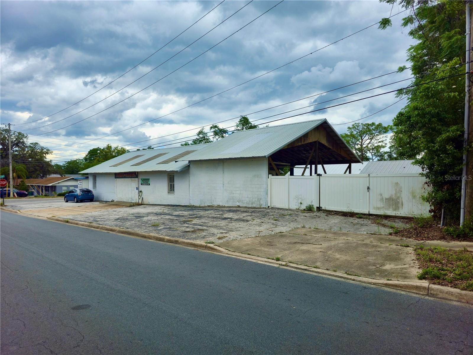 Image 16 of 20 For 1310 1st  