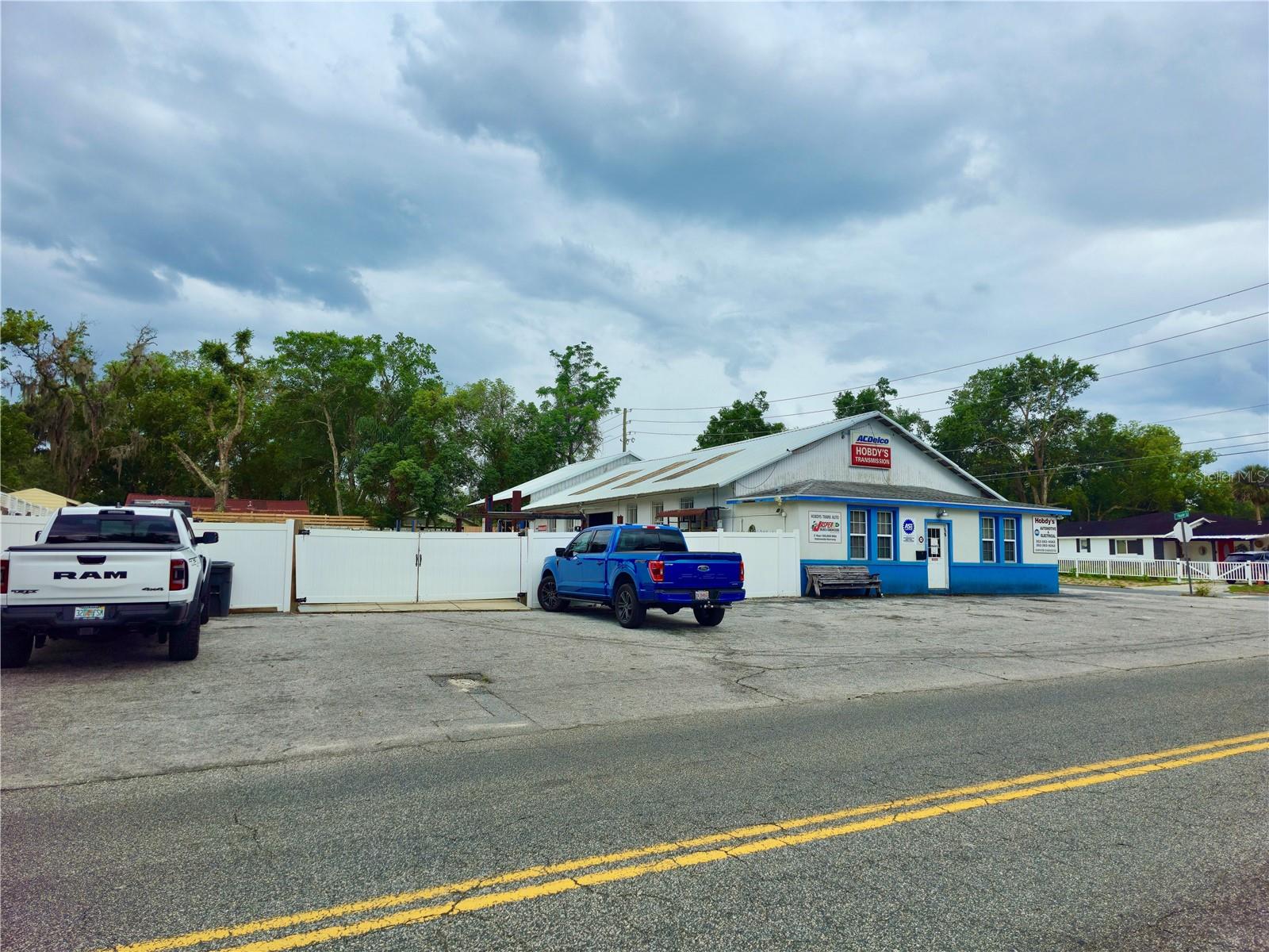 Image 8 of 20 For 1310 1st  